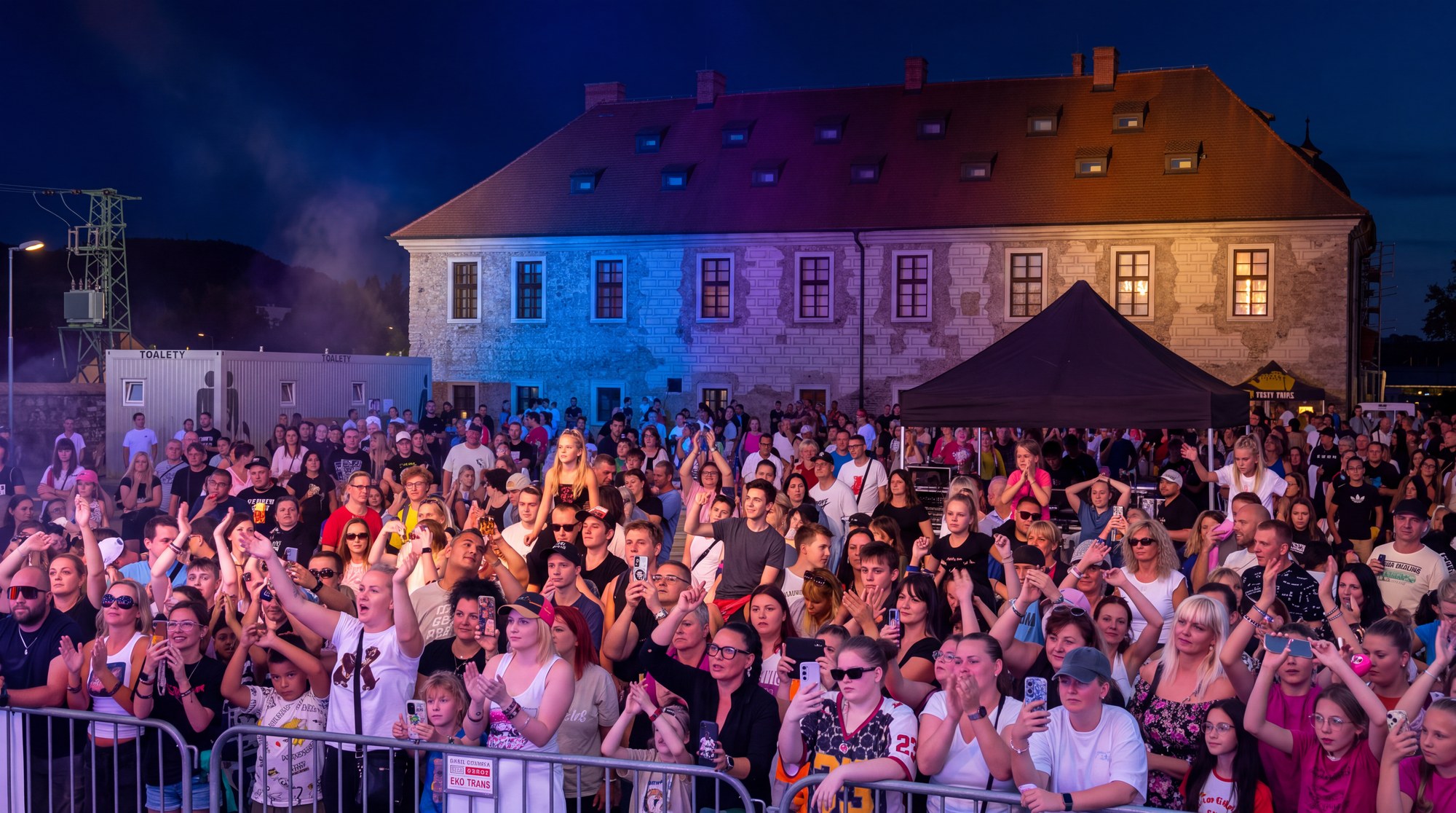 KRÁLŮV DVŮR